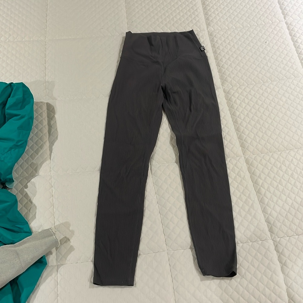 Born primitive leggings